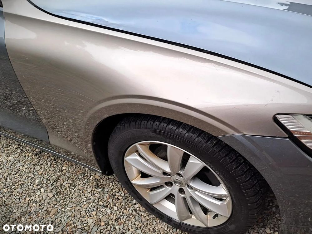 Volvo V60 D4 Geartronic Momentum - 28