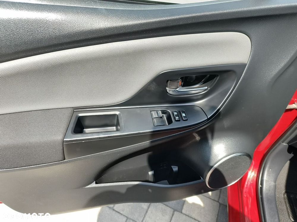 Toyota Yaris - 20
