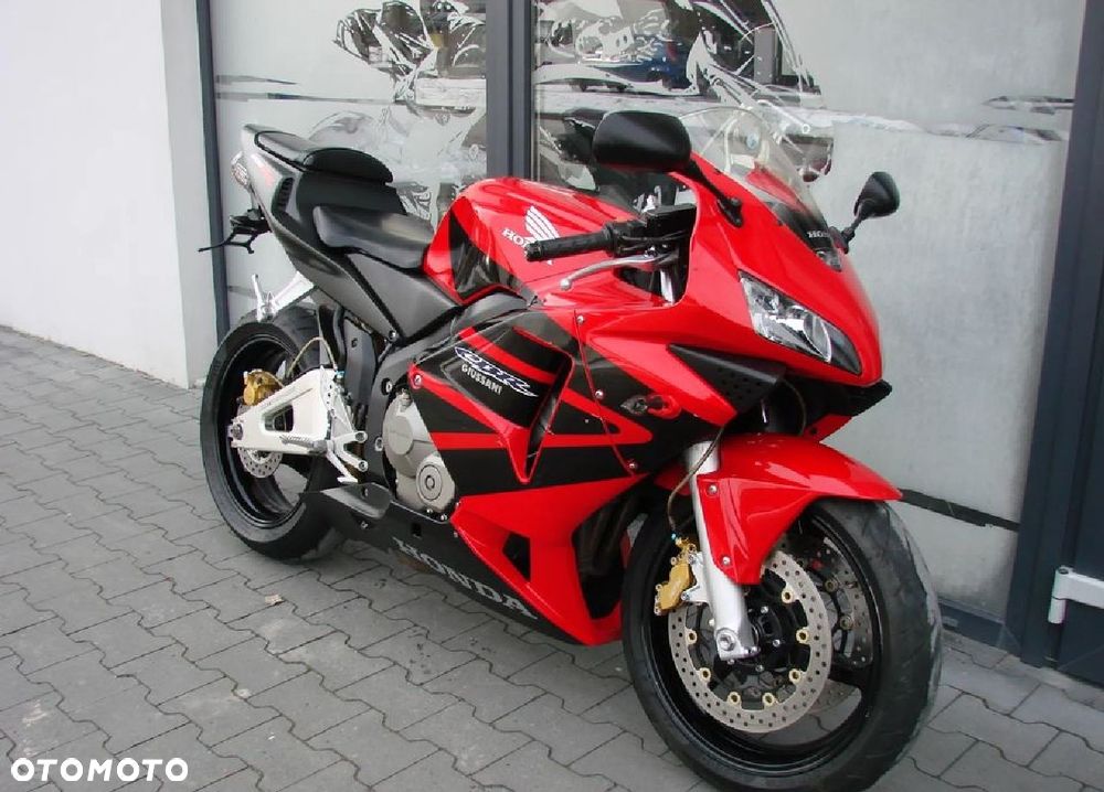 HONDA CBR 600RR PC37 owiewka osłona boczek zbiornik silnik zawieszenie set podnóżek swap siedzenie chłodnica regulator moduł przełącznik przekaźnik licznik wiązka tłumik czasza wypełnienie licznik silnik stelaż - 1
