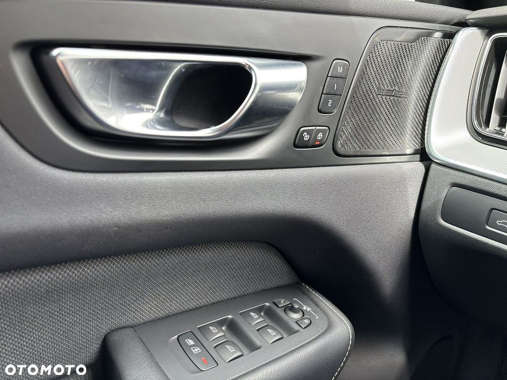 Volvo XC 60 - 26