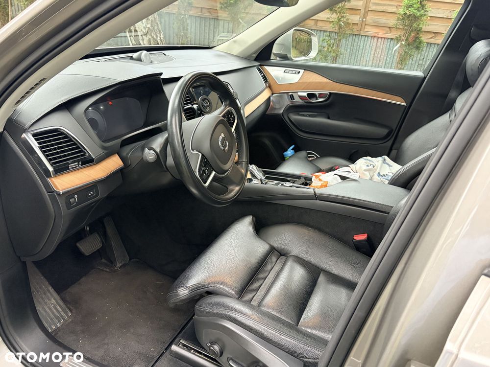 Volvo XC 90 B5 D AWD Inscription - 11