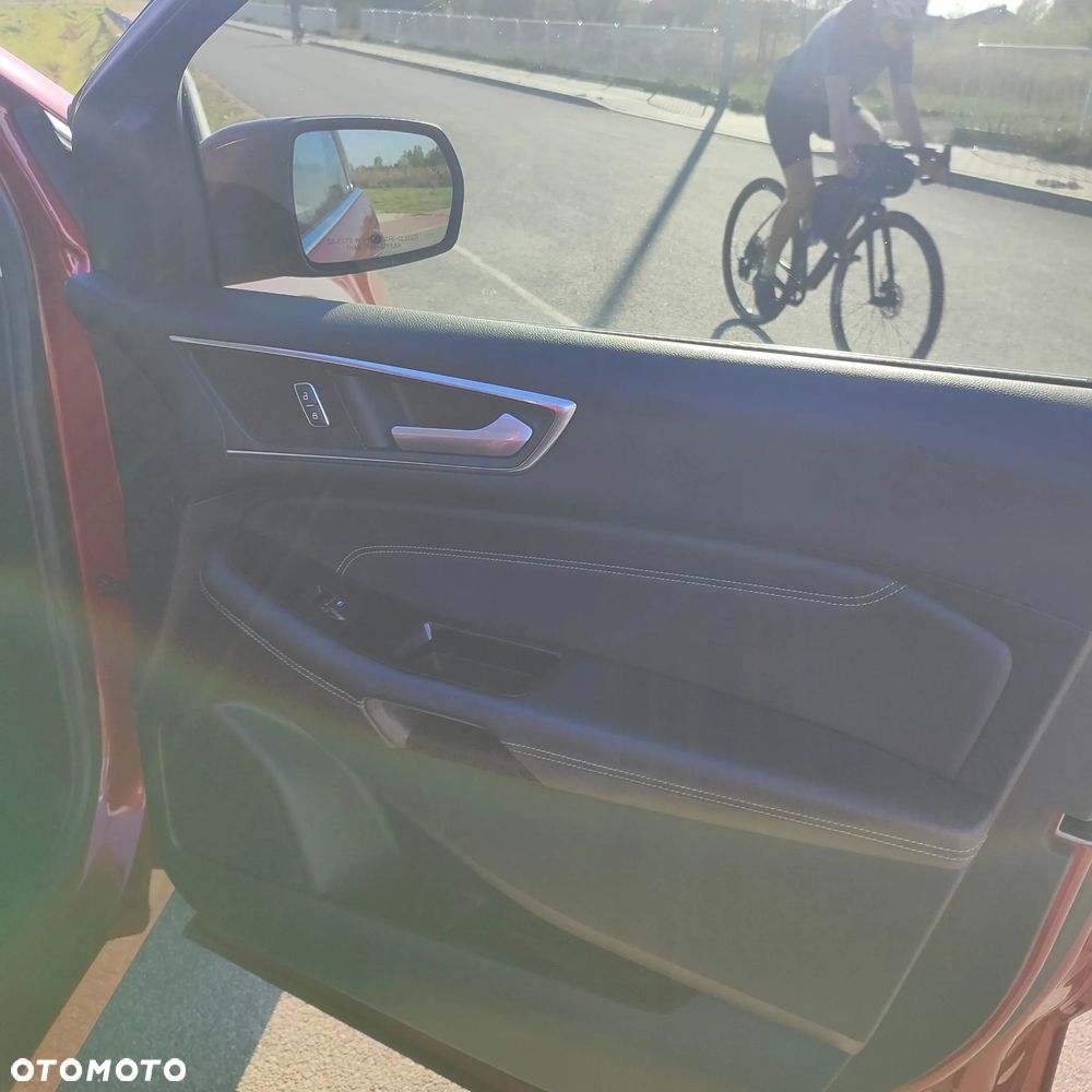 Ford Edge - 21