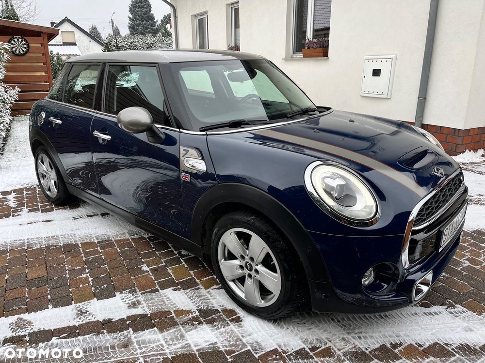 MINI Cooper S Standard - 17