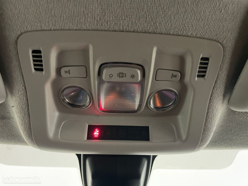 Citroën C3 1.2 PureTech Shine - 44