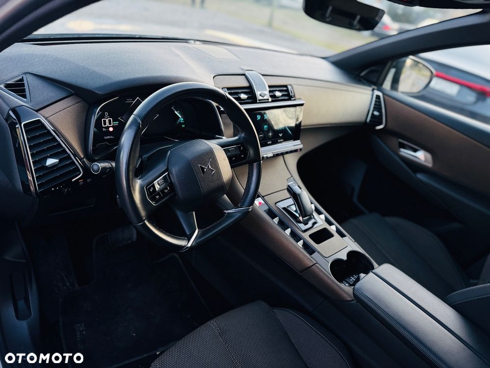 DS Automobiles DS 7 Crossback 1.6 E-Tense Bastille + - 7