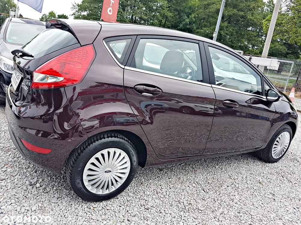Ford Fiesta 1.25 Ambiente - 33