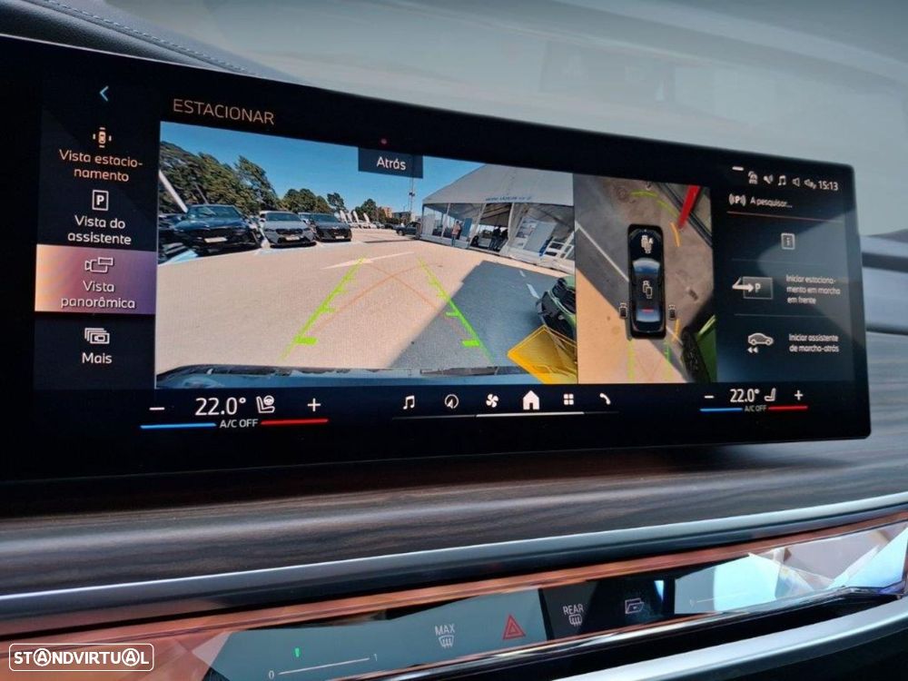 BMW i7 xDrive60 Pack Desportivo M - 27