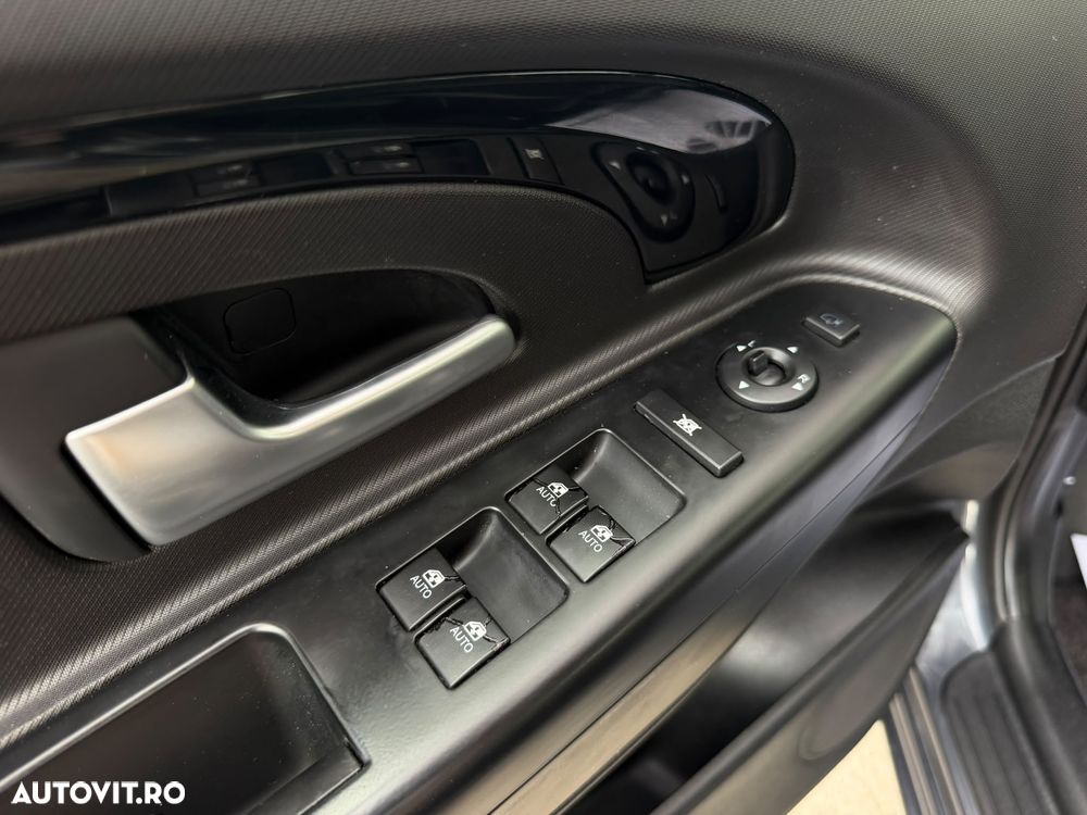 Kia Ceed 1.6 DSL HP STYLE - 19