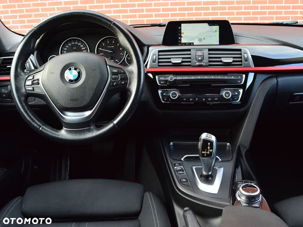BMW Seria 3 318i Sport Line Shadow - 23