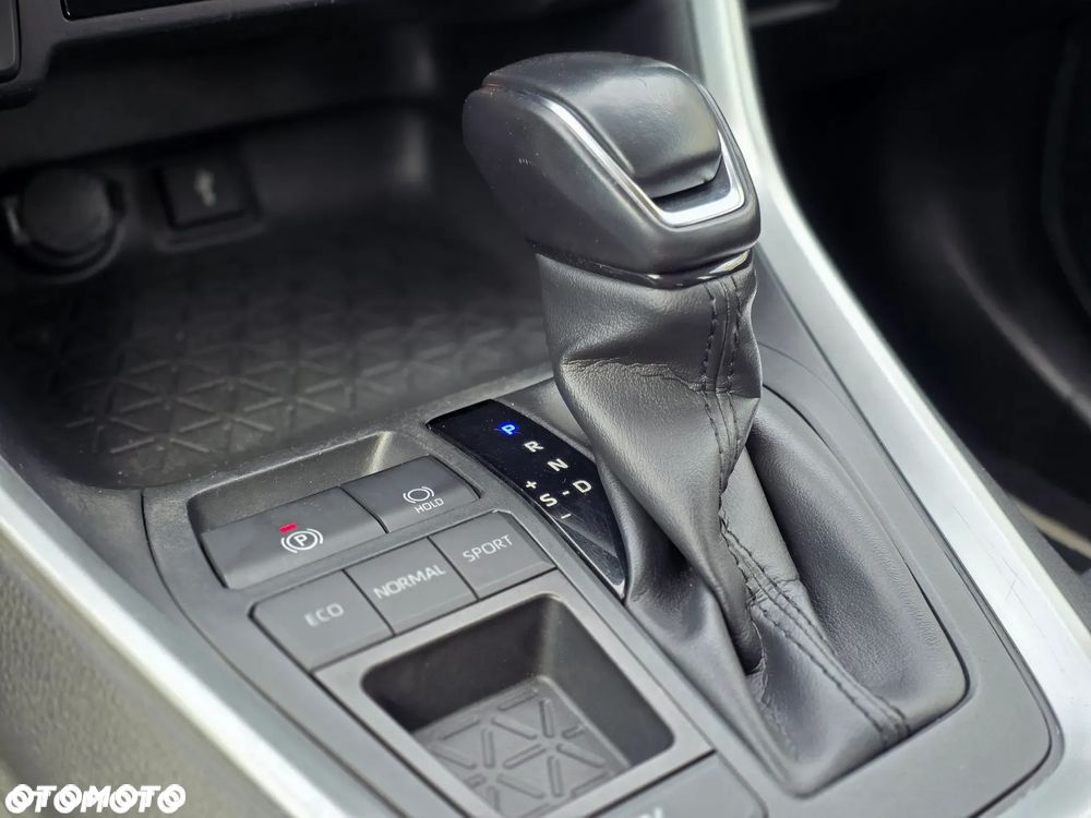 Toyota RAV4 2.5 Hybrid Comfort 4x2 - 27