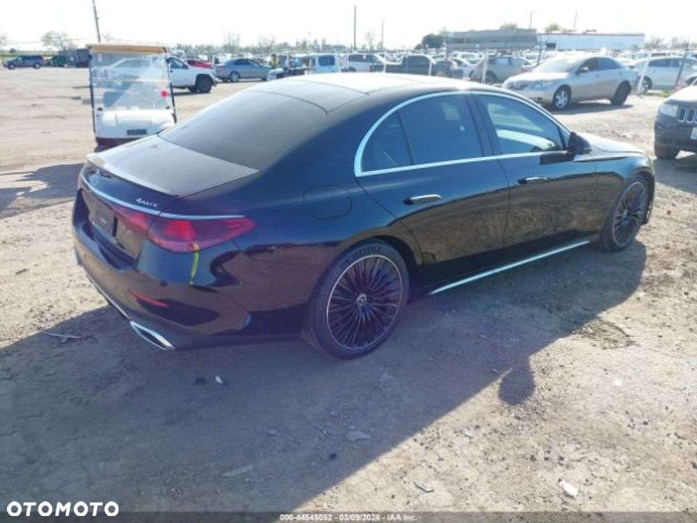 Mercedes-Benz Klasa E - 2