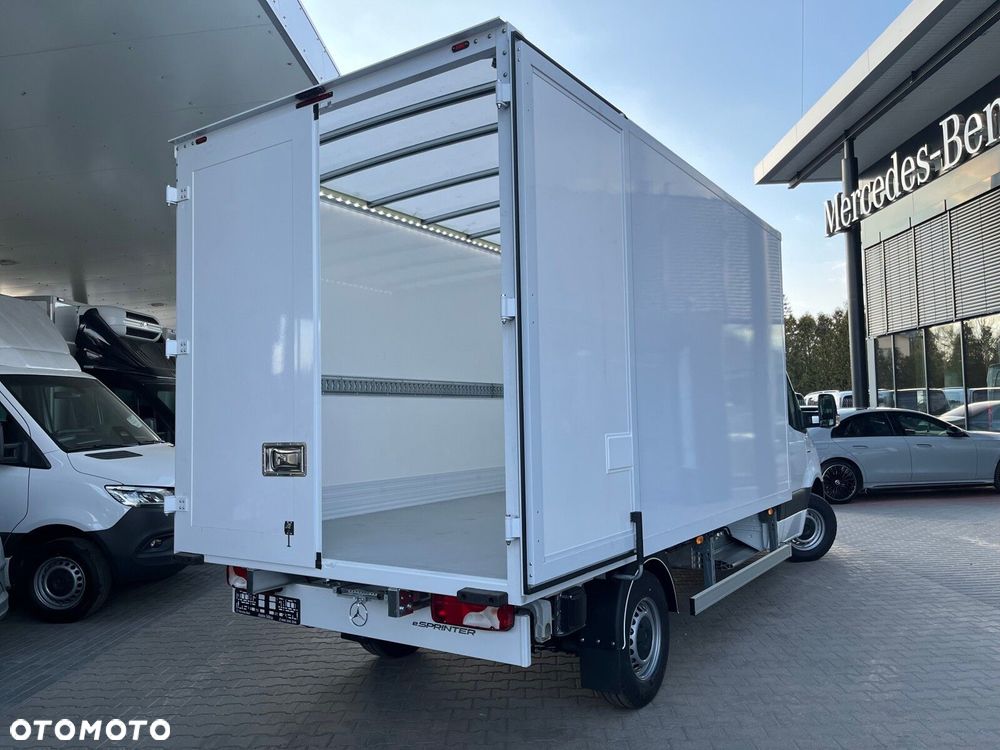 Mercedes-Benz Sprinter 314 e - 7