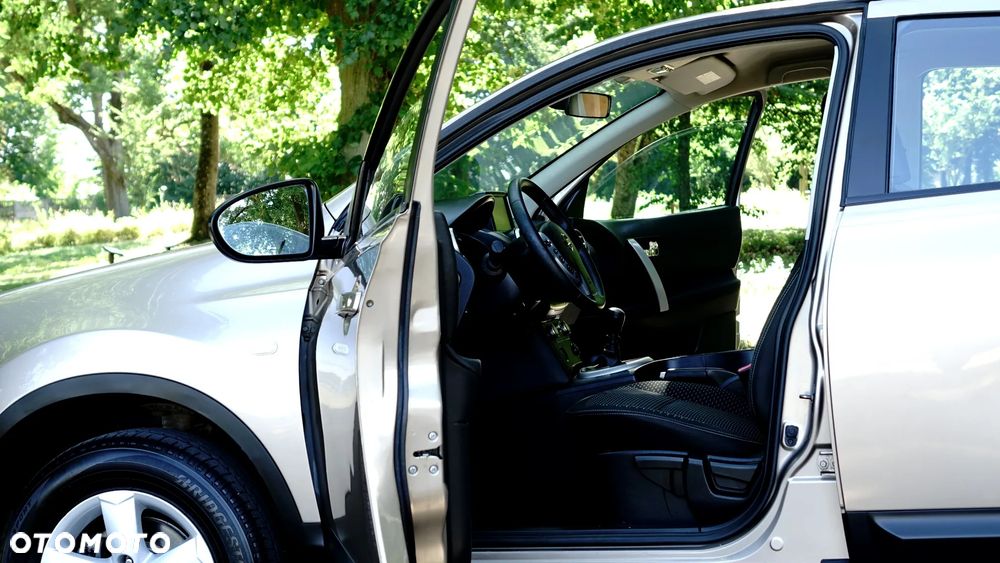 Nissan Qashqai 2.0 tekna - 5