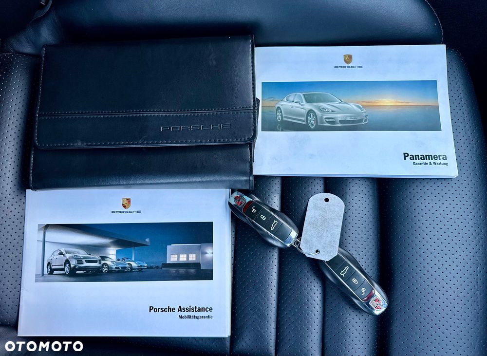 Porsche Panamera - 38