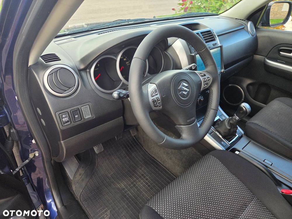 Suzuki Grand Vitara - 10
