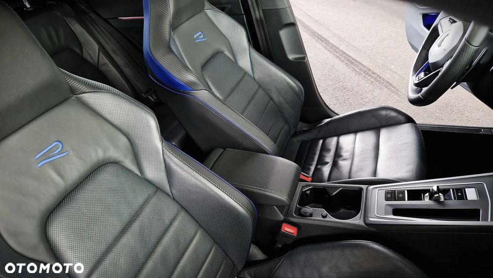 Volkswagen Golf 2.0 TSI 4Motion R DSG - 7