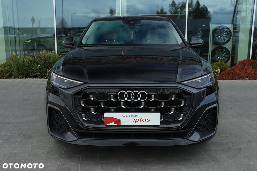 Audi Q8 - 4