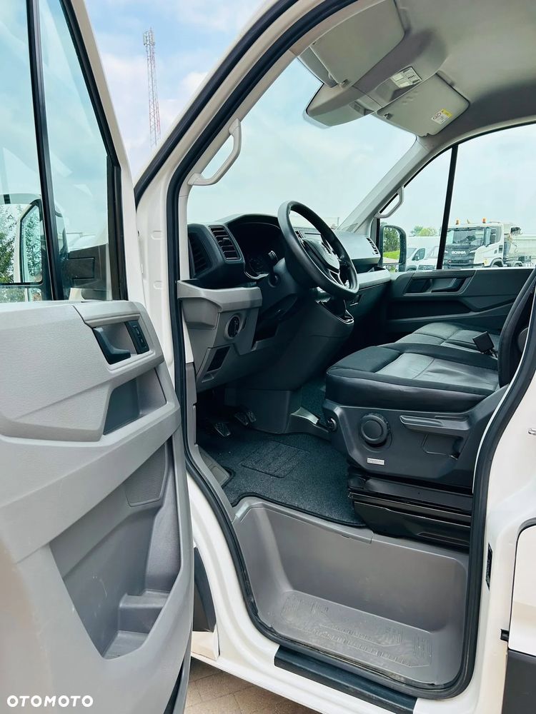Volkswagen Crafter - 11