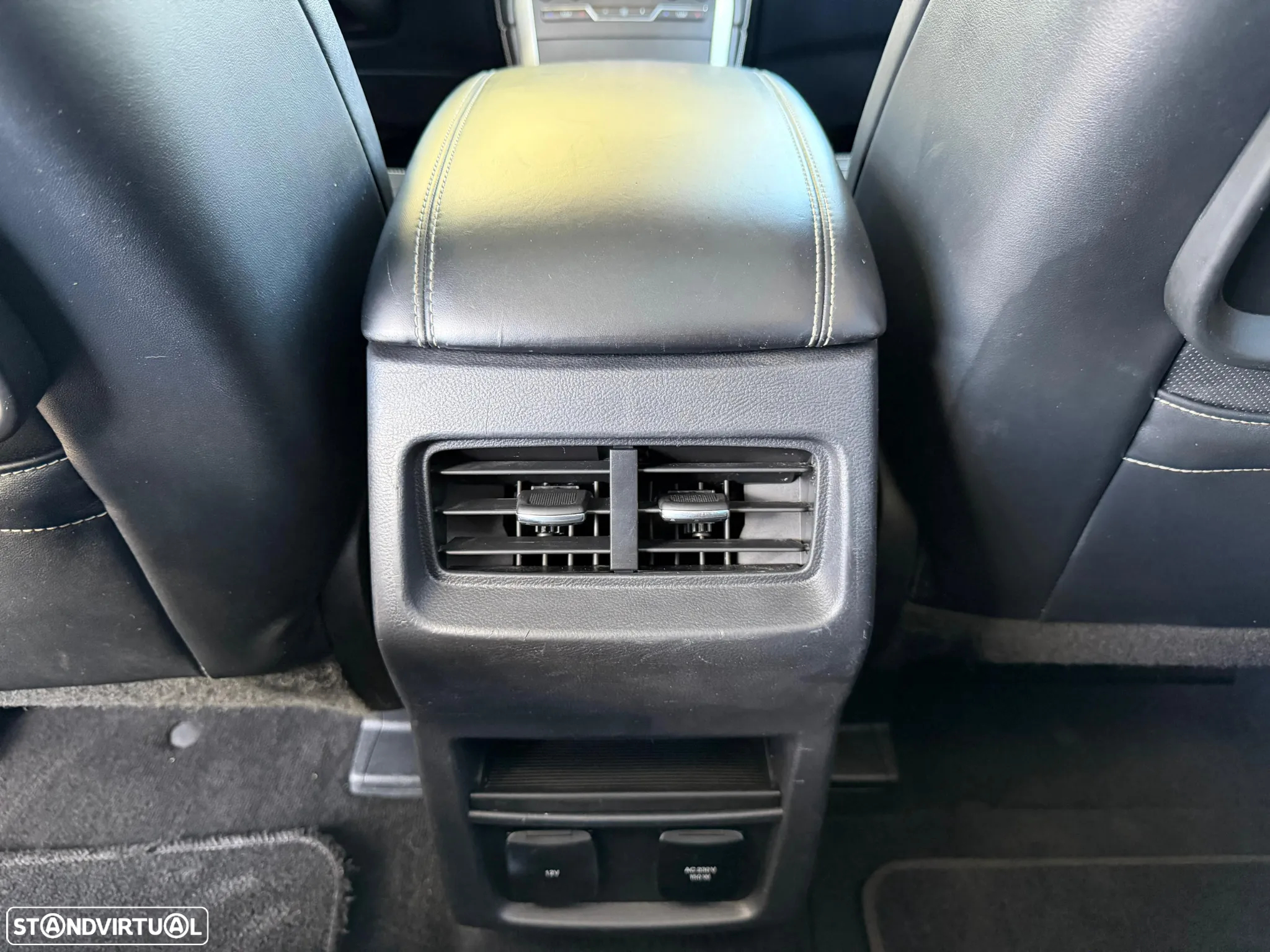 Ford S-Max 2.0 EcoBlue Aut. Vignale - 25