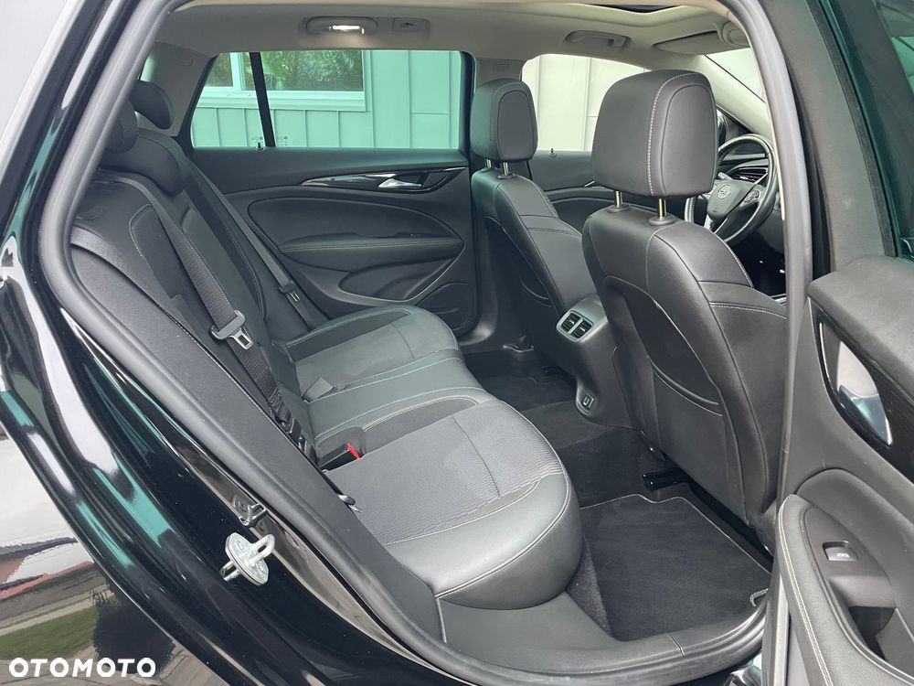 Opel Insignia 2.0 CDTI automatik Business Edition - 29