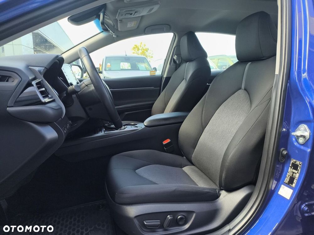 Toyota Camry 2.5 Hybrid Comfort CVT - 15