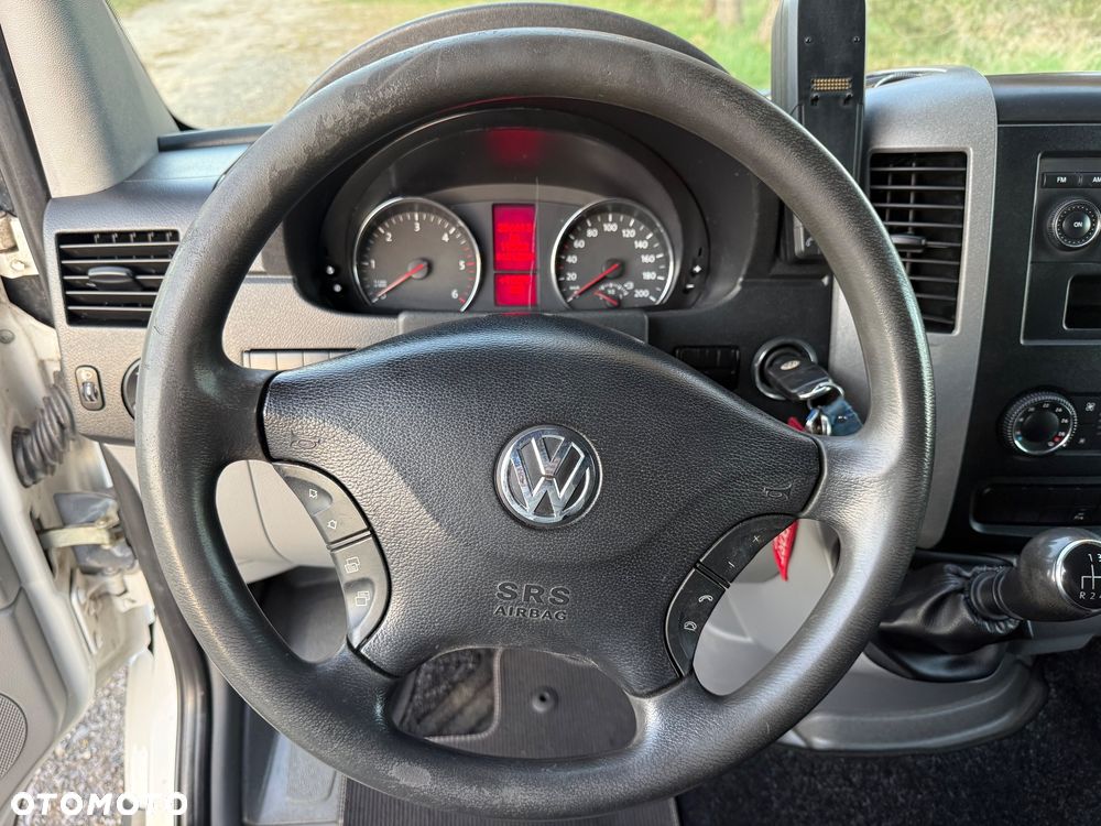 Volkswagen Crafter - 13