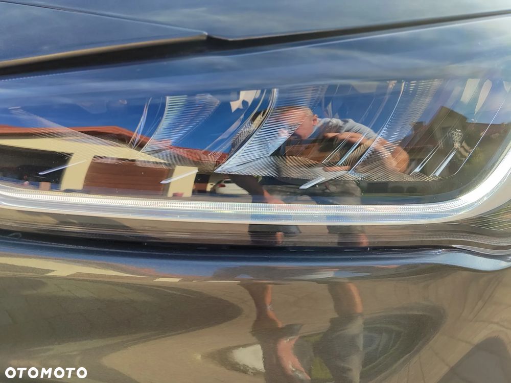 Ford Focus 1.0 EcoBoost Hybrid ST-LINE - 10