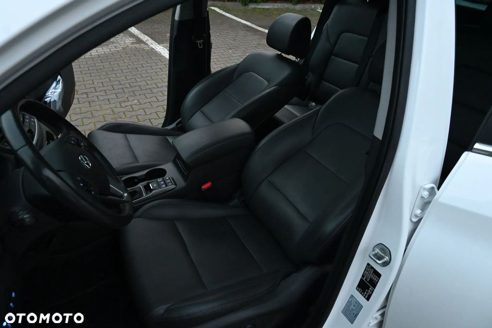 Hyundai Tucson 2.0 CRDi Premium 4WD - 35