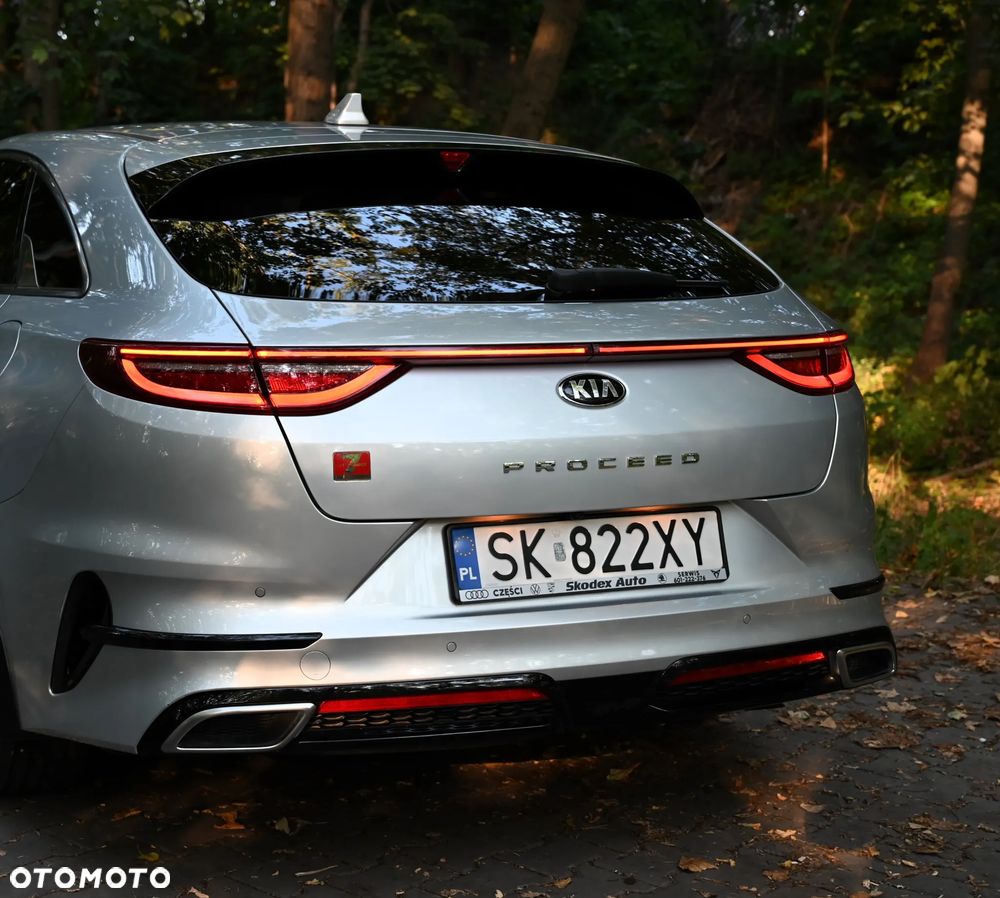 Kia ProCeed 1.4 T-GDI GT Line DCT - 25