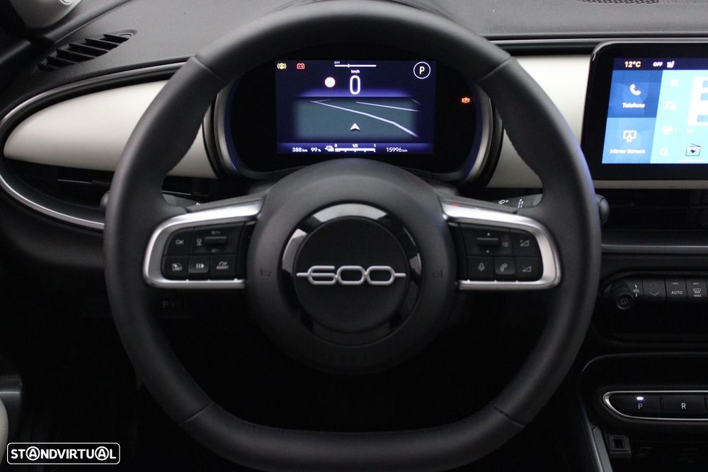 Fiat 600e 54 kWh La Prima - 11