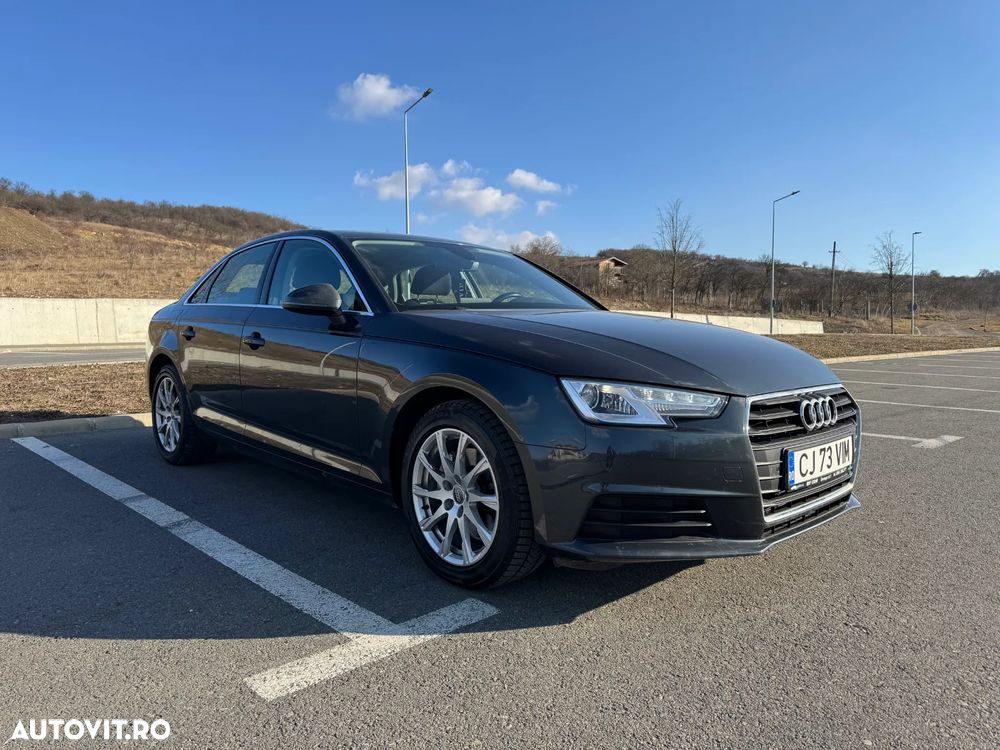 Audi A4 2.0 TDI S tronic - 1