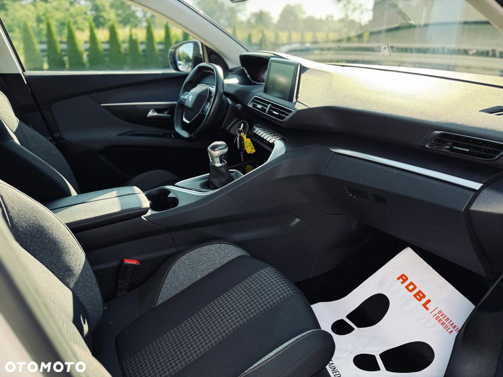 Peugeot 3008 BlueHDi 130 Stop & Start Allure Pack - 19