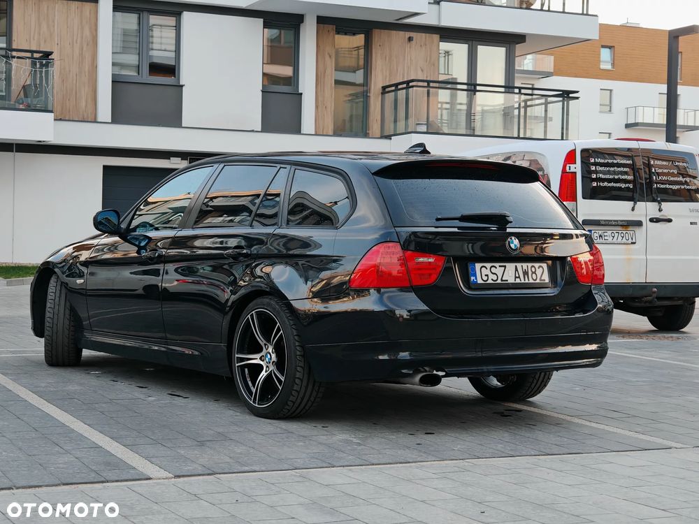 BMW Seria 3 318d - 4