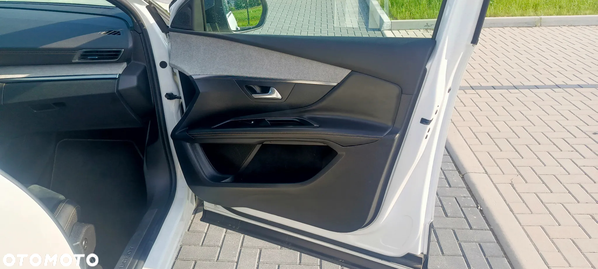 Peugeot 3008 2.0 BlueHDi GT S&S EAT6 - 25