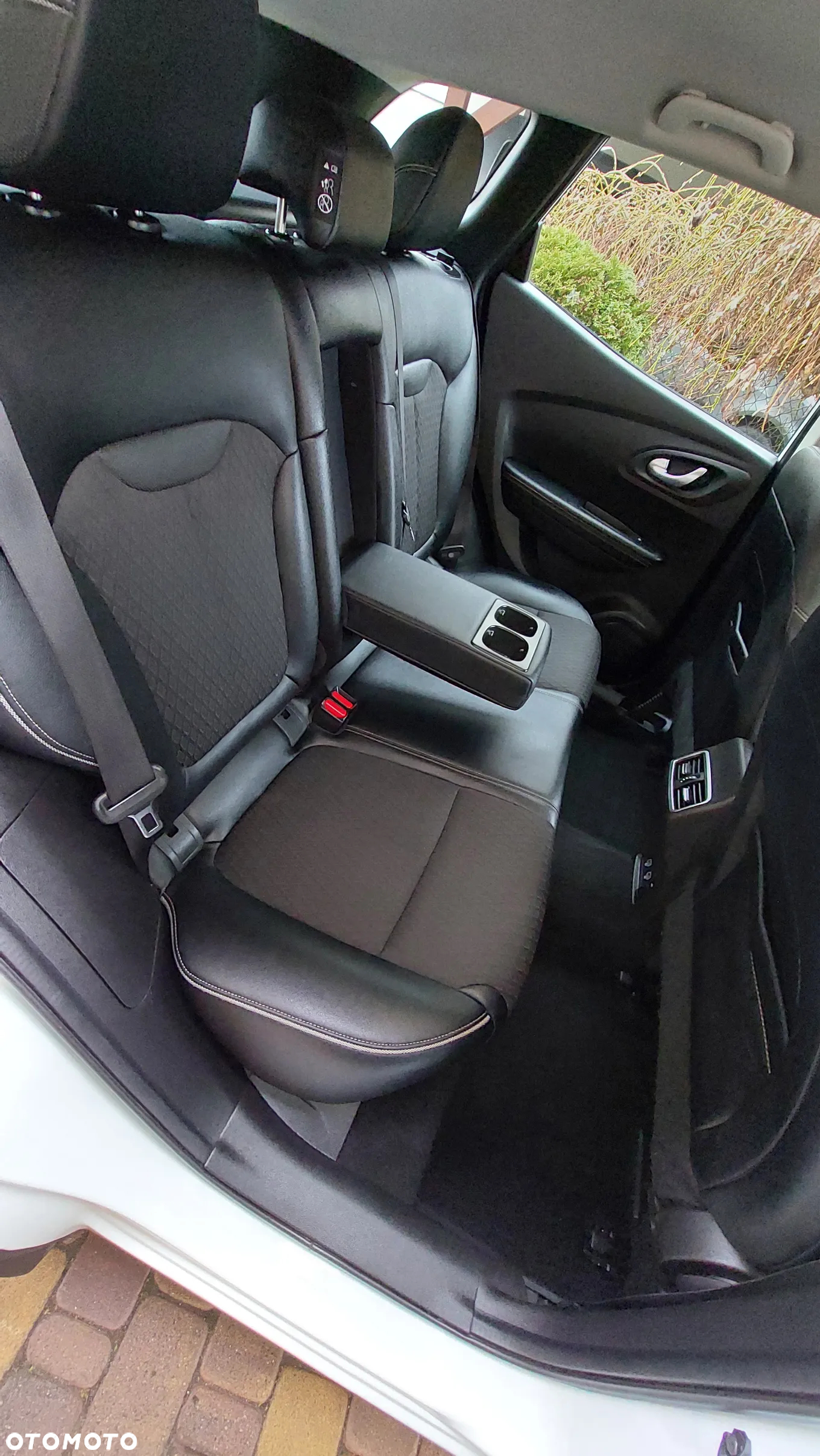 Renault Kadjar TCe 160 GPF BOSE EDITION - 17