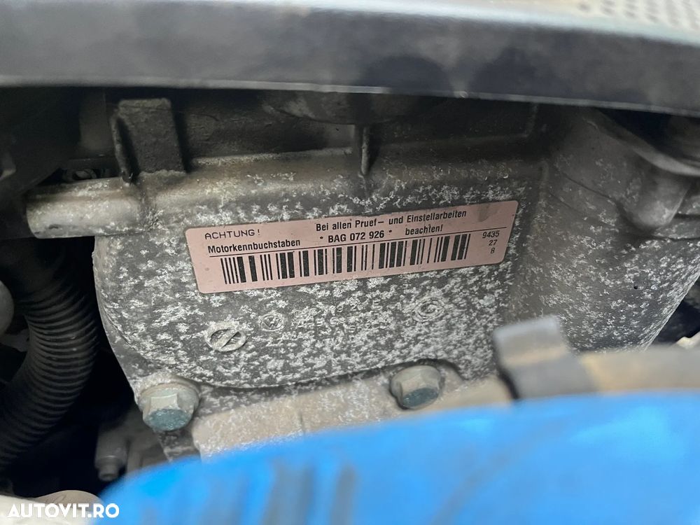 Dezmembrez VW Volkswagen Golf 5 2005 1,6 FSI benzina BAG albastru cutie 6+1 GVV - 15