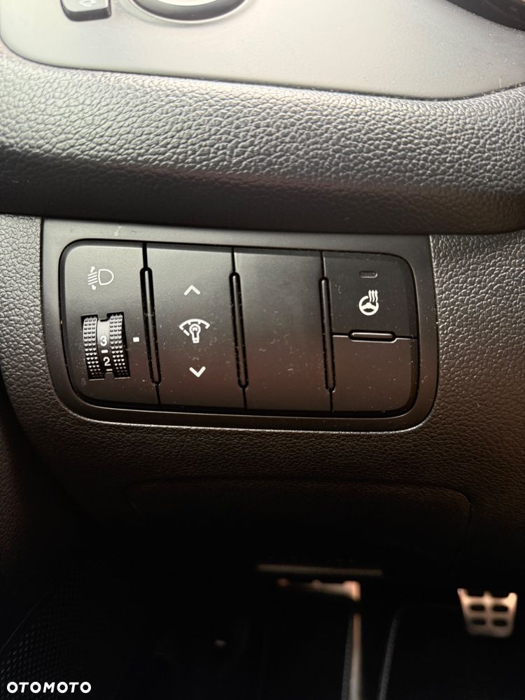 Kia Ceed 1.6 CRDi GT Line - 9