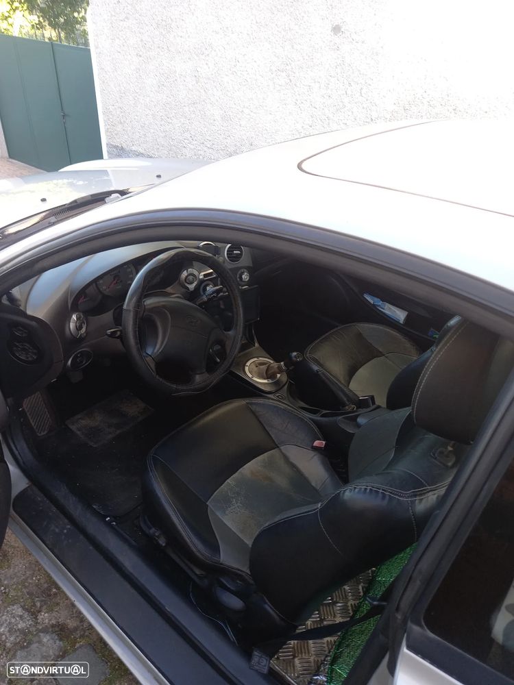 Hyundai Coupe 1.6 16V FX - 4