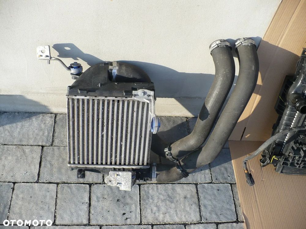 5008 II 3008 II 17- PAS BELKI CHLODNICE ORYGI. - 10