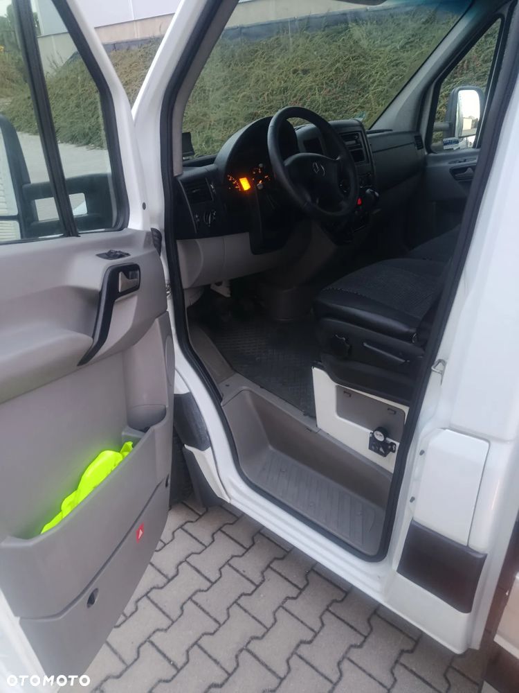 Mercedes-Benz Sprinter 318 - 14