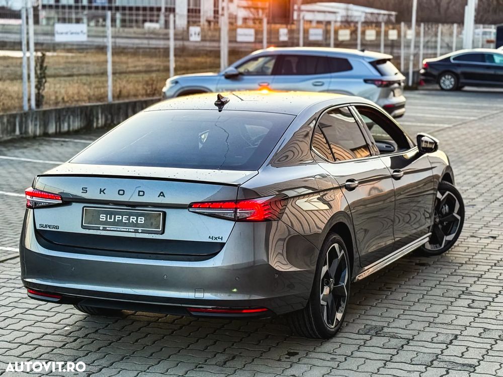 Skoda Superb 2.0 TSI 265 CP 4x4 DSG Sportline - 25