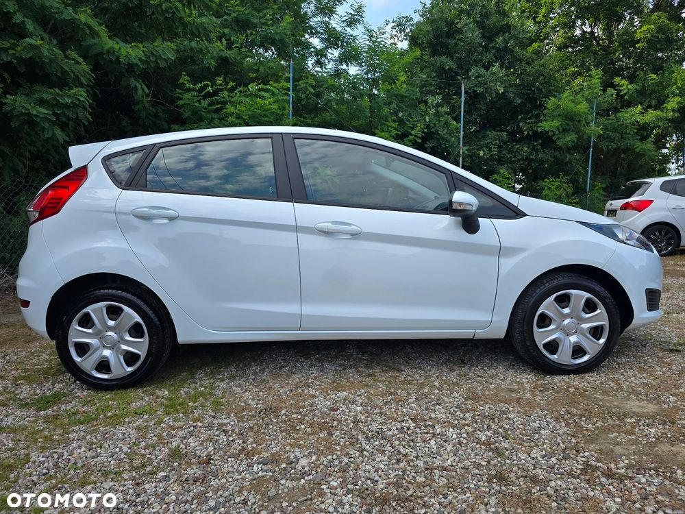 Ford Fiesta 1.25 Champions Edition - 4