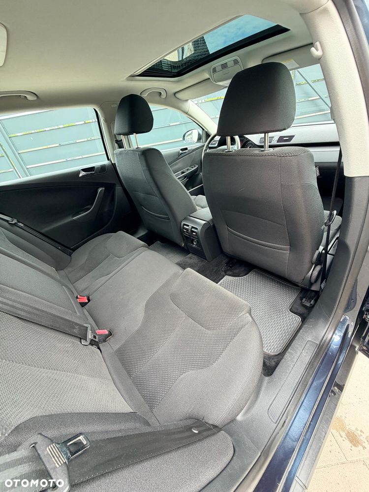 Volkswagen Passat 2.0 TDI DPF Highline - 7