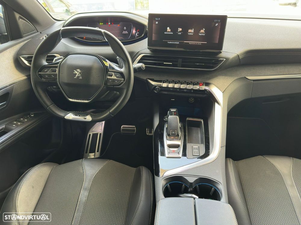Peugeot 3008 1.2 PureTech GT EAT8 - 8