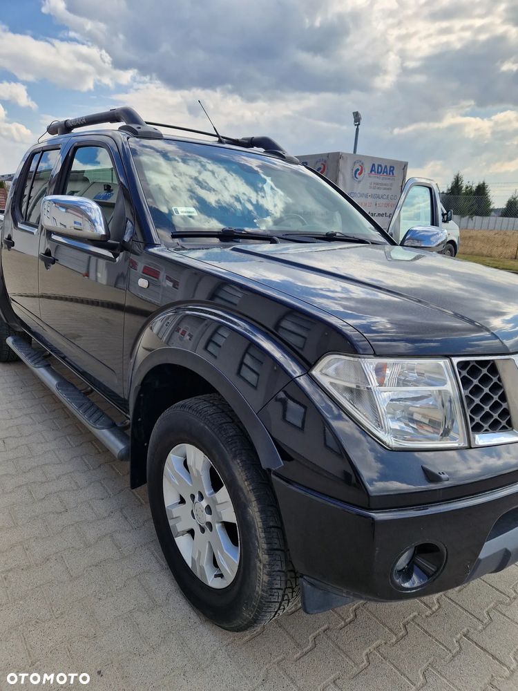 Nissan NAVARA - 2