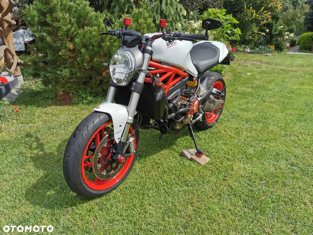Ducati Monster - 5