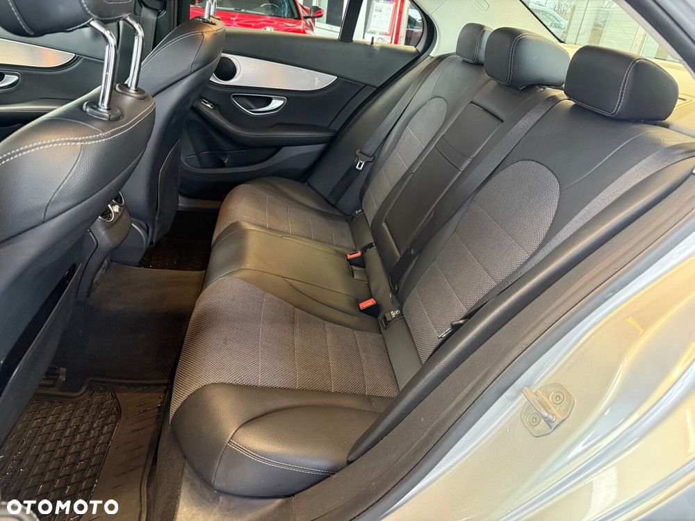 Mercedes-Benz Klasa C - 11