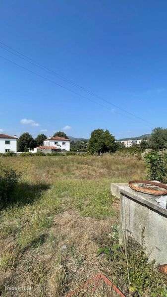 Terreno a venda em Santa Marta de Portuzelo - Grande imagem: 2/9