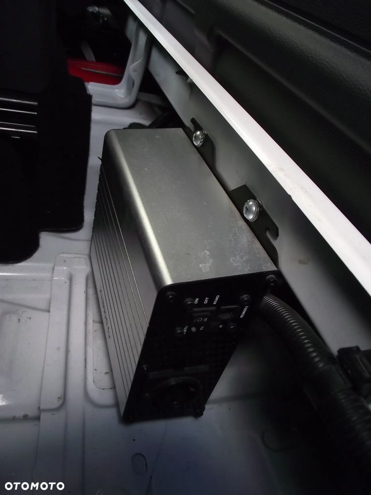 Volkswagen CADDY MAXI - 35