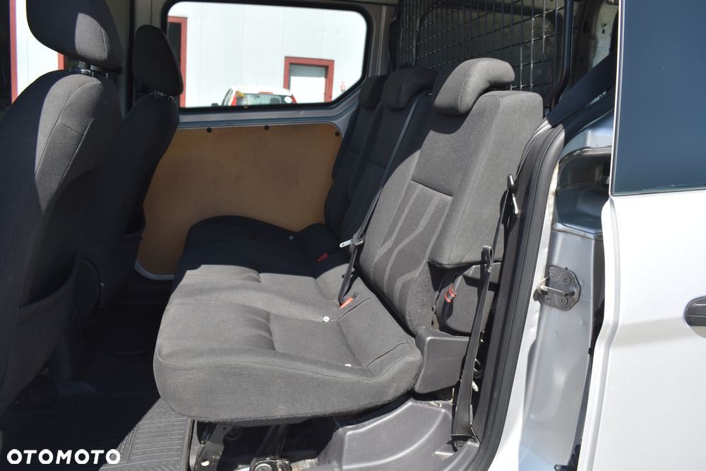 Ford Transit Connect - 14